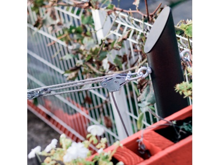 Ulisse: Stalowy Maszt do żagli Zacieniających