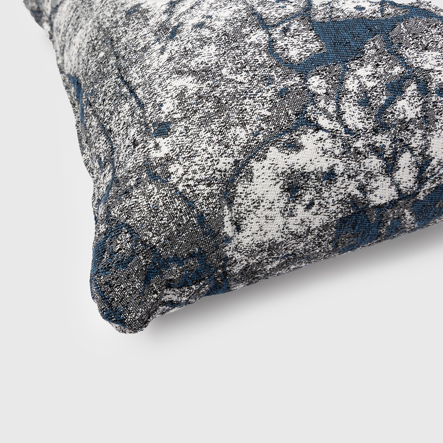 Marra: Wodoodporna poduszka do użytku zewnętrznego z miękkim wypełnieniem | Maanta Marra: Wodoodporna poduszka do użytku zewnętrznego z miękkim wypełnieniem | Maanta