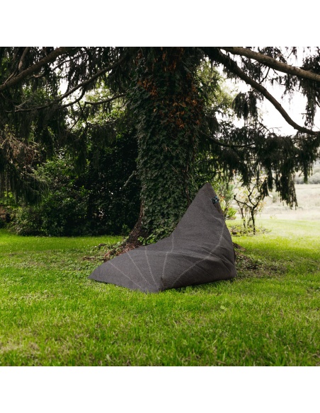 Randa: jedyny fotel z radialnym designem do wnętrz i na zewnątrz