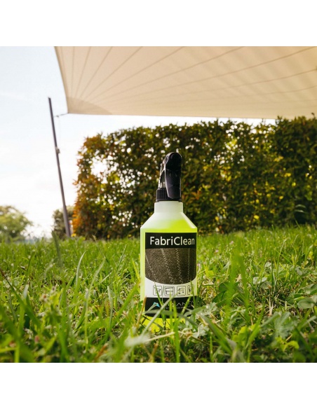 FabriClean: środek do czyszczenia rolet i żagli Maanta