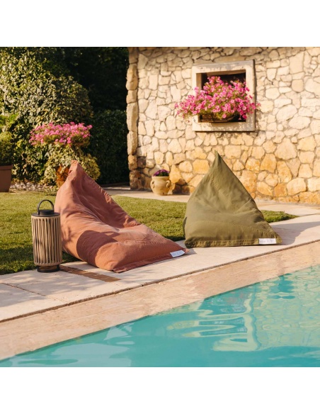 Randa: jedyny fotel z radialnym designem do wnętrz i na zewnątrz