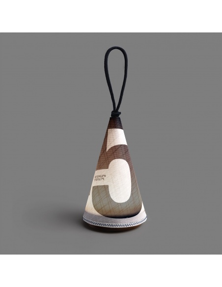 Lampa Cala: Marynistyczny Design, Regulacja Oświetlenia, 143 godzin autonomii