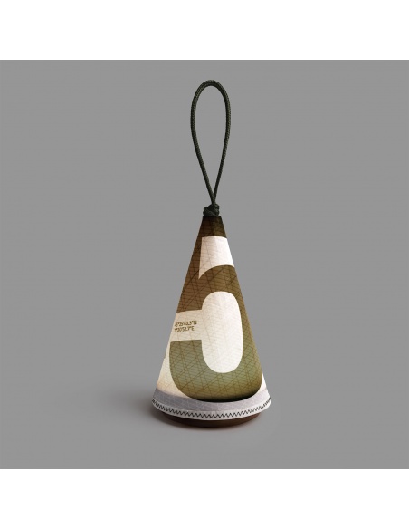 Lampa Cala: Marynistyczny Design, Regulacja Oświetlenia, 143 godzin autonomii