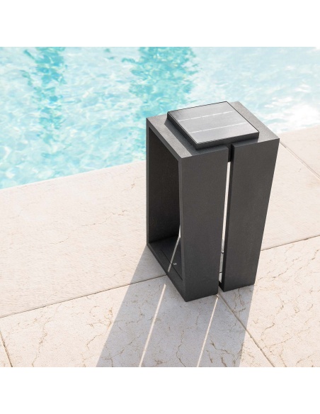 Solar ISOSS: Lampa Designerska - Odkryj Nowe Reflektory Podłogowe