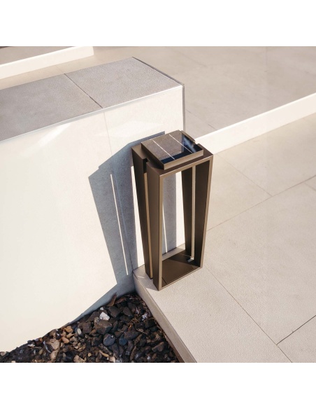 Solar ISOSS: Lampa Designerska - Odkryj Nowe Reflektory Podłogowe