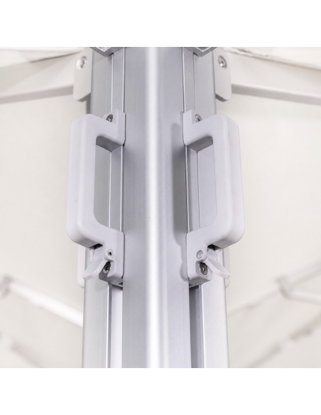 Cygnus Qadro: Parasol Cantilever z Czterema Tkaninami 6×6 m