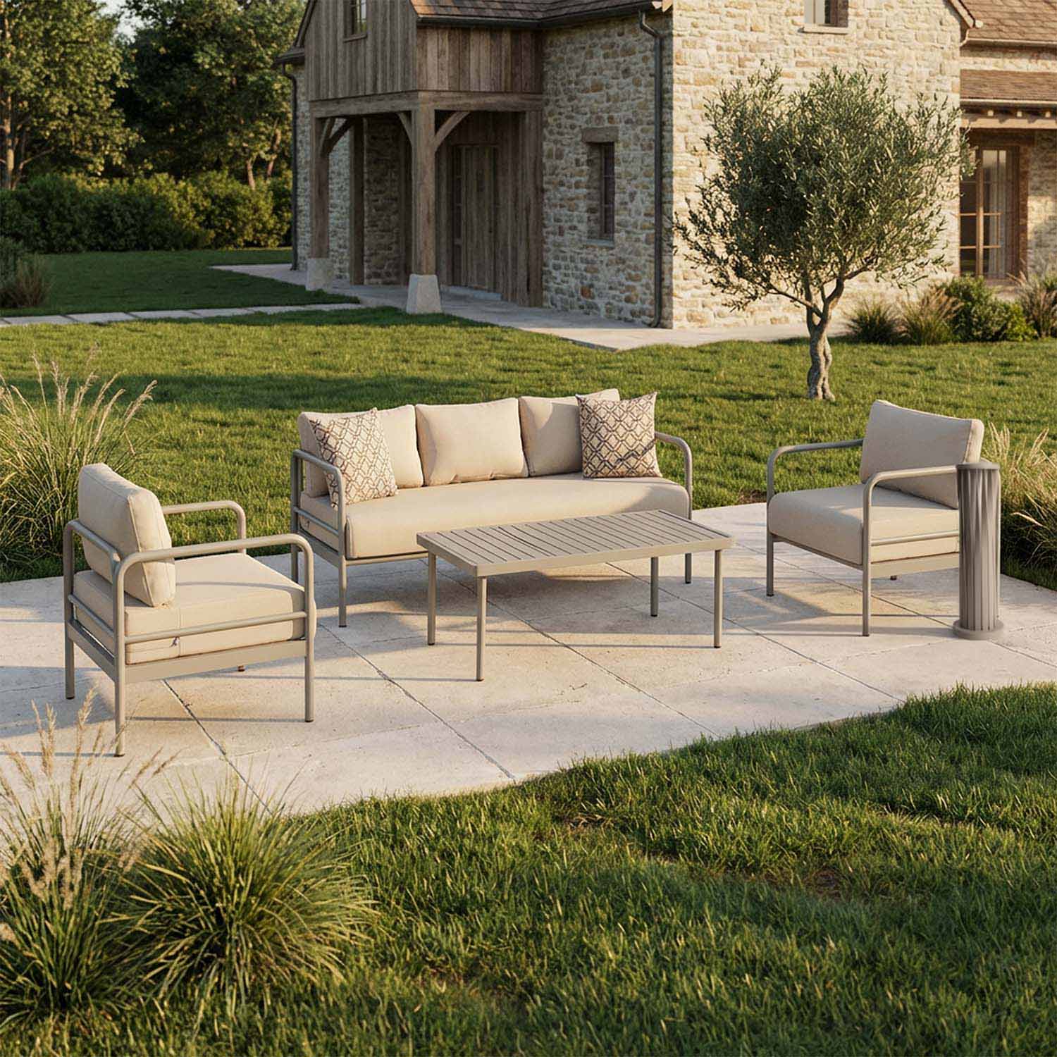 Na zewnątrz i wewnątrz, ten sam zestaw